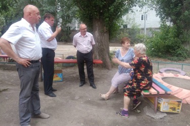 Депутаты Саратовской городской Думы провели ряд встреч с жителями Заводского района