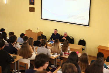 Председатель Саратовской городской Думы встретился с будущими специалистами в области законотворчества