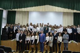 Саратовские школьники встретились с Героем Российской Федерации