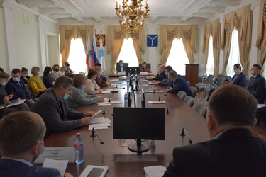 Депутаты городской Думы обсудили начало отопительного сезона