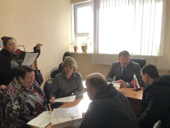 Игорь Фомин организовал встречу жителей с представителями управляющих организаций
